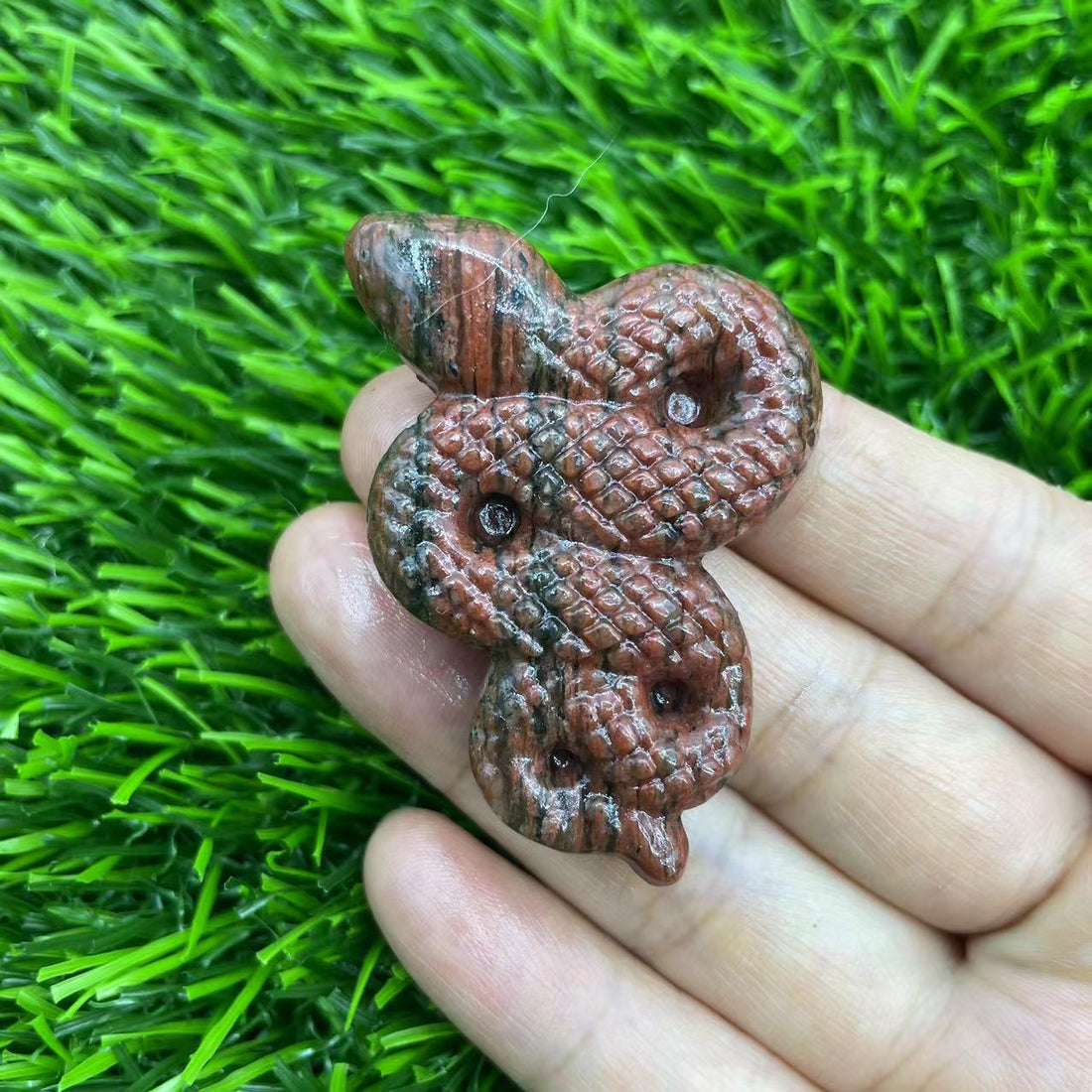 Spiritual Senses UK natural crystal carved snake ornament
