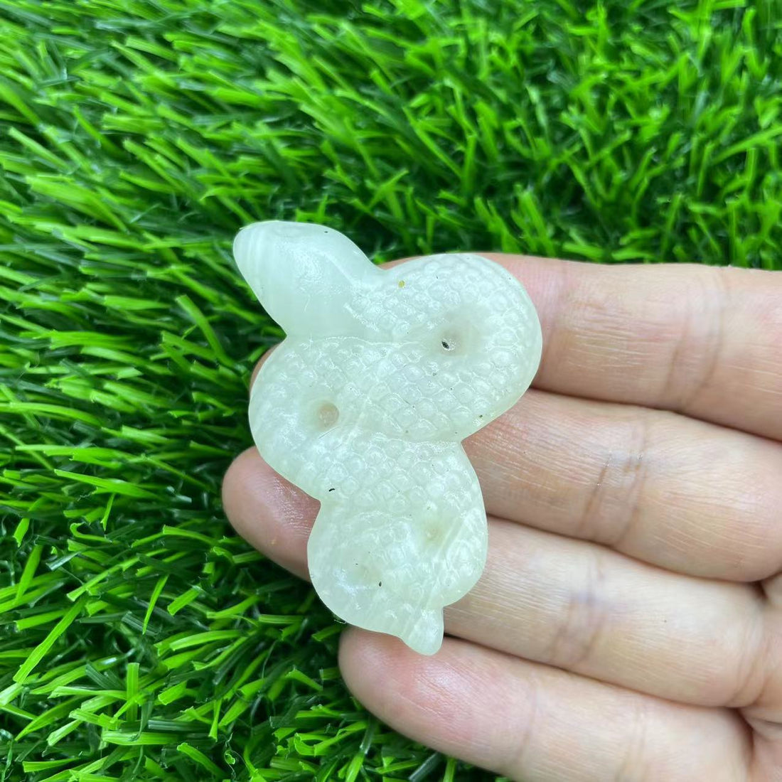 Spiritual Senses UK natural crystal carved snake ornament
