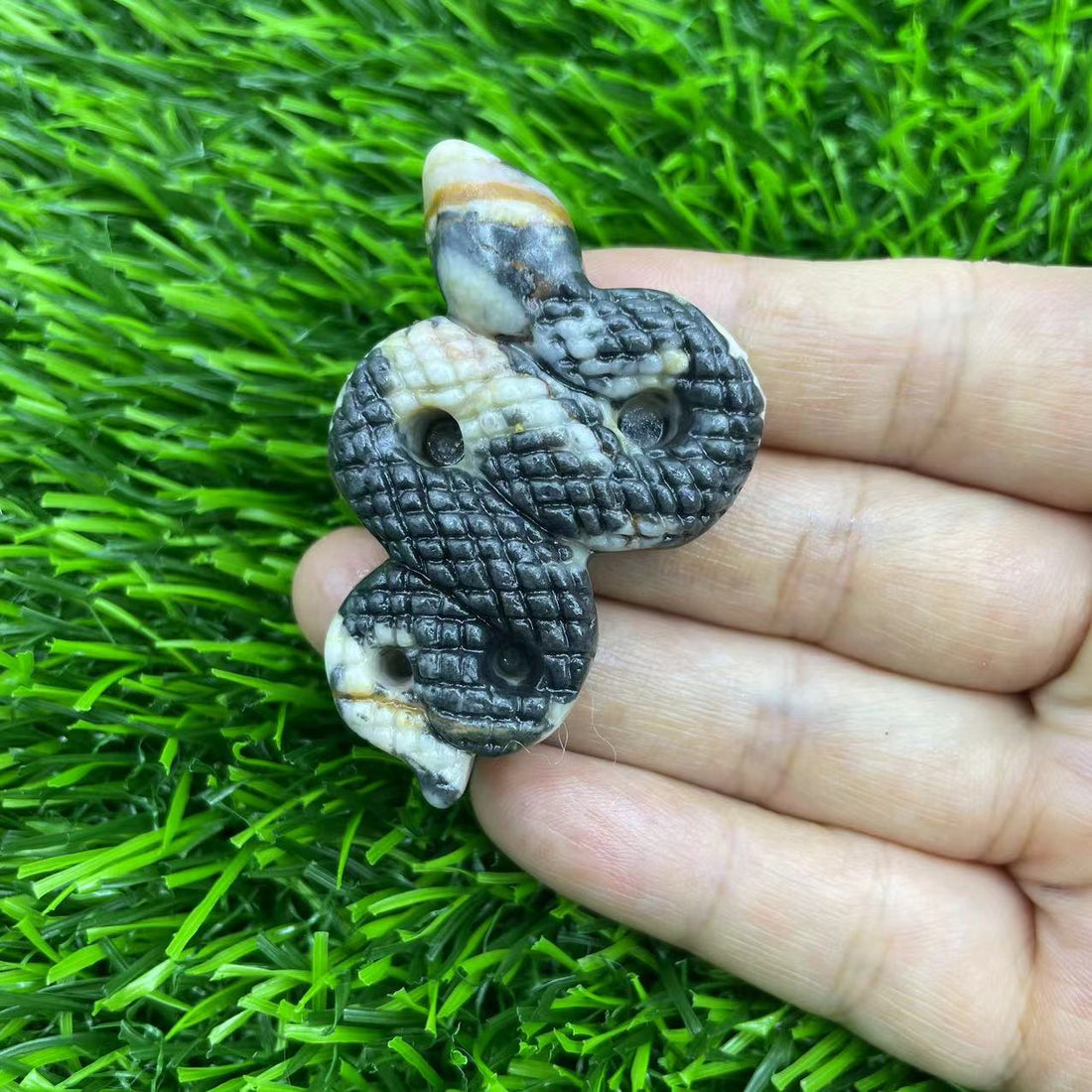 Spiritual Senses UK natural crystal carved snake ornament